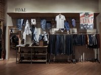 服裝專賣(mài)店室內(nèi)裝修裝飾設(shè)計(jì)效果-1116-03